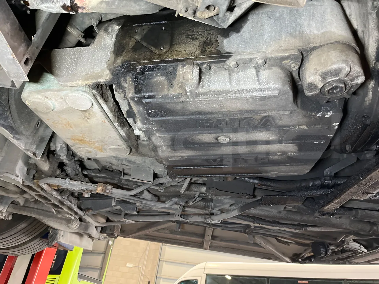 Mercedes-Benz Conecto 628B02.BD1GKEB/ Euro 6 - 265 Kw - 17.956 Mt - gearbox photo