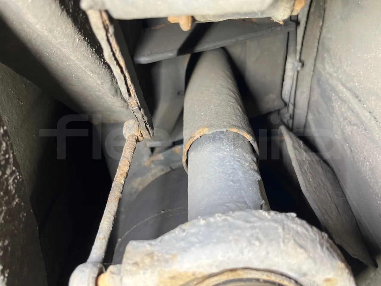 Mercedes-Benz Conecto 628B02.BD1GKEB/ Euro 6 - 265 Kw - 17.956 Mt - axel 3 shock absorbers 1 left