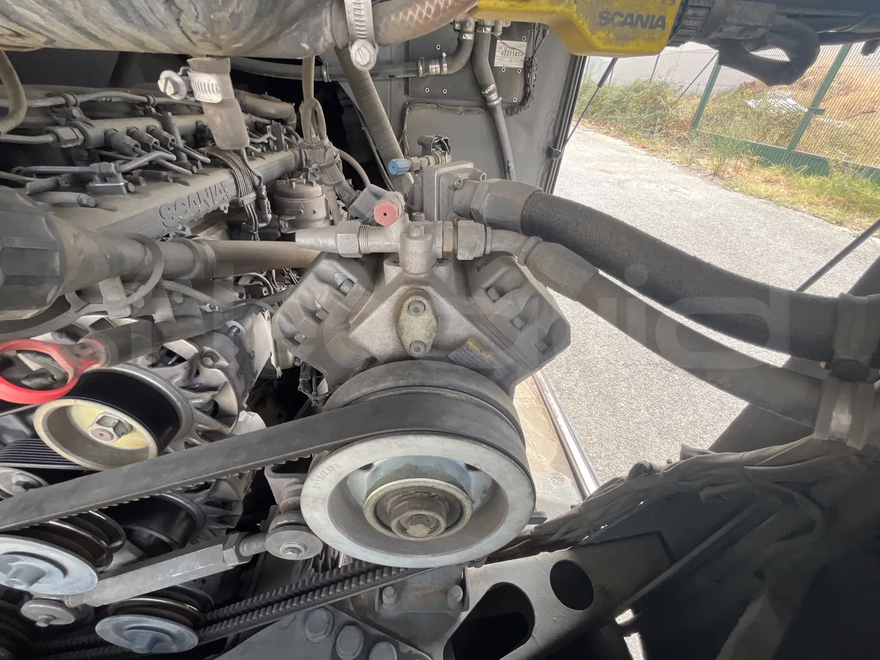 Scania Irizar 1613.37/ Euro 6  - 331 Kw - 12.92 Mt - air conditioning compressor