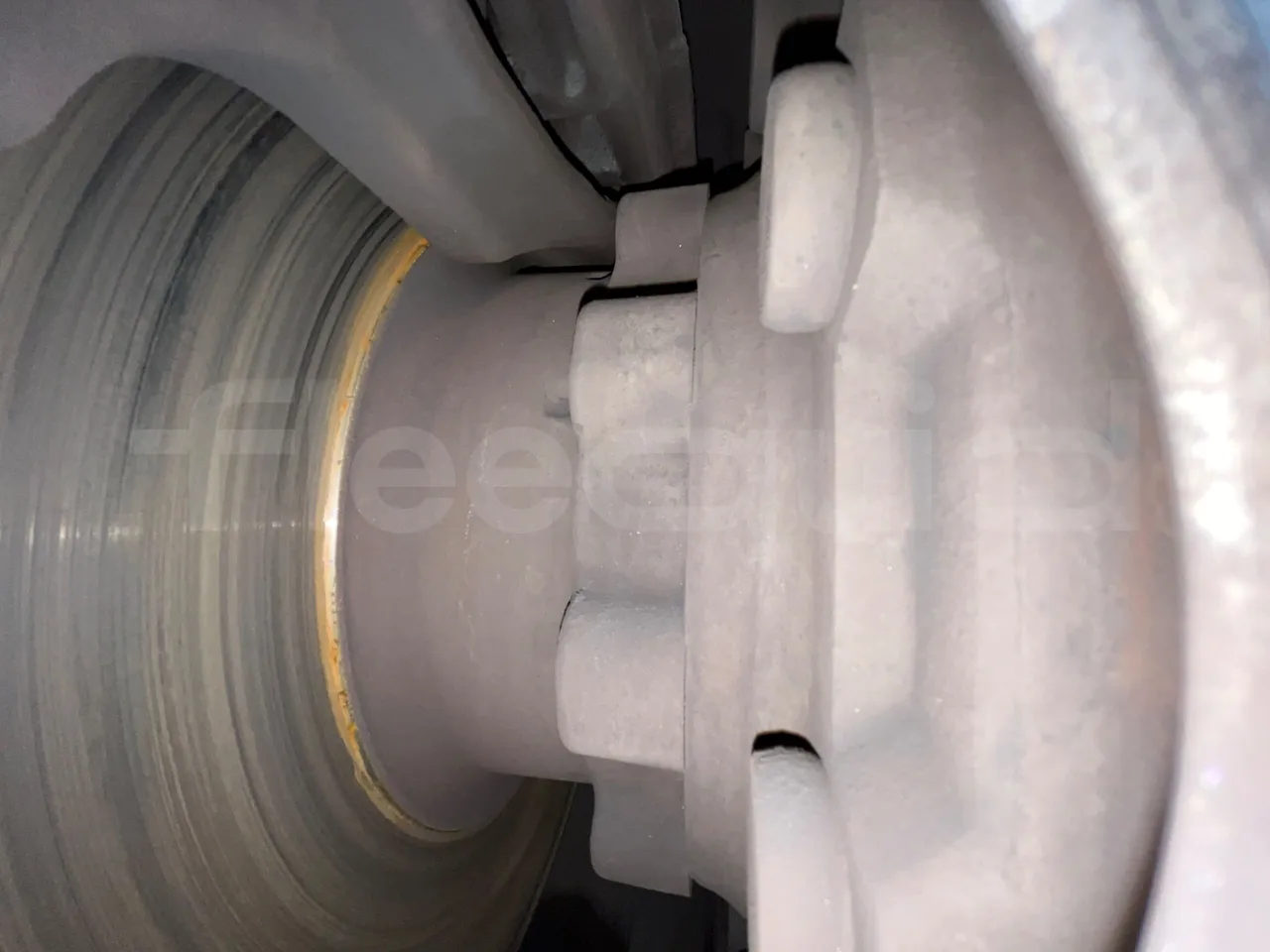 Scania Irizar 1613.37/ Euro 6  - 331 Kw - 12.92 Mt - front discs left