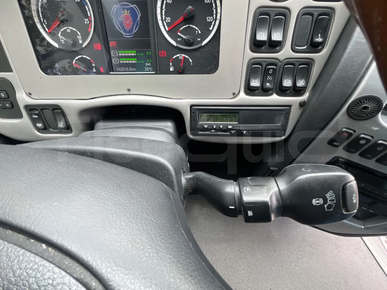 Scania Irizar 1613.37/ Euro 6  - 331 Kw - 12.92 Mt - handrails photo