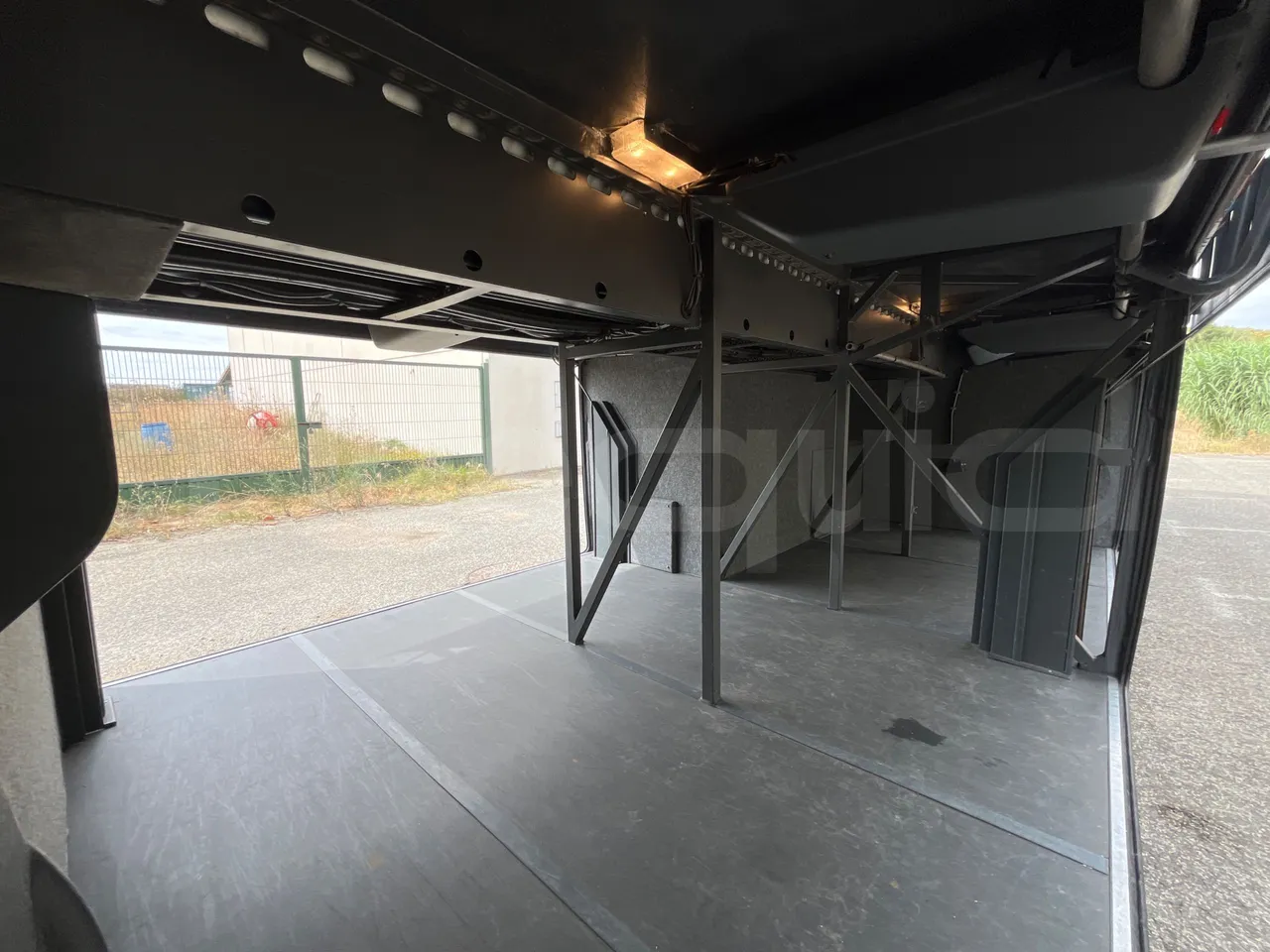 Scania Irizar 1613.37/ Euro 6  - 331 Kw - 12.92 Mt - internal frame rust check