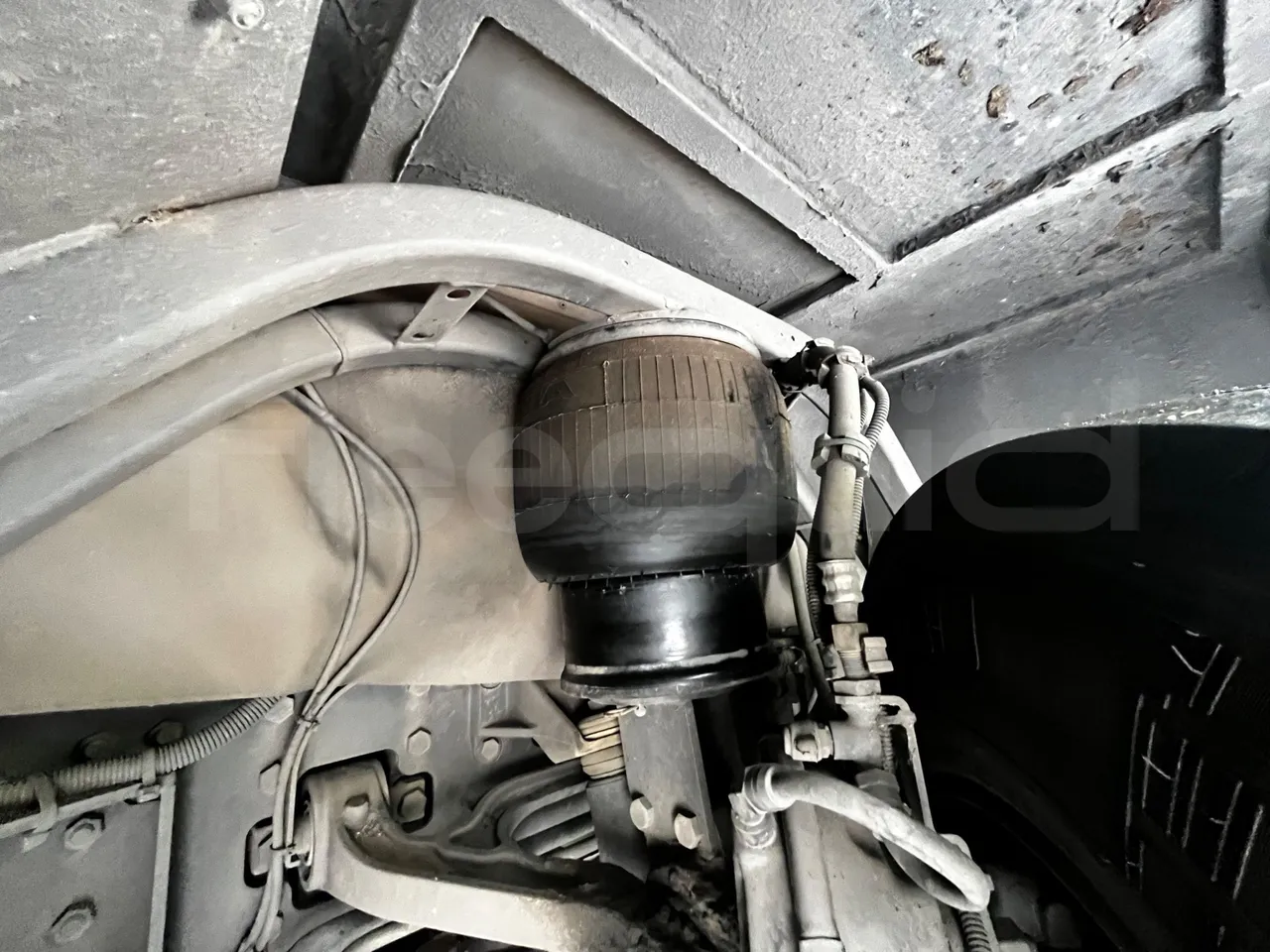 Scania Irizar 1613.37/ Euro 6  - 331 Kw - 12.92 Mt - axle 3 air springs 2 left