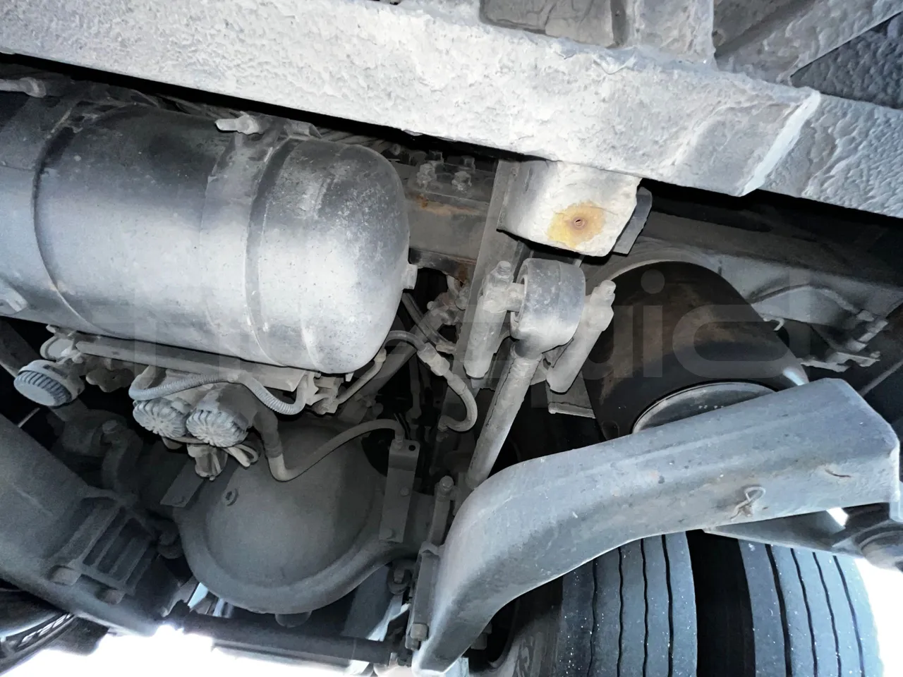 Scania Irizar 1613.37/ Euro 6  - 331 Kw - 12.92 Mt - axle 2 shock absorbers 1 left