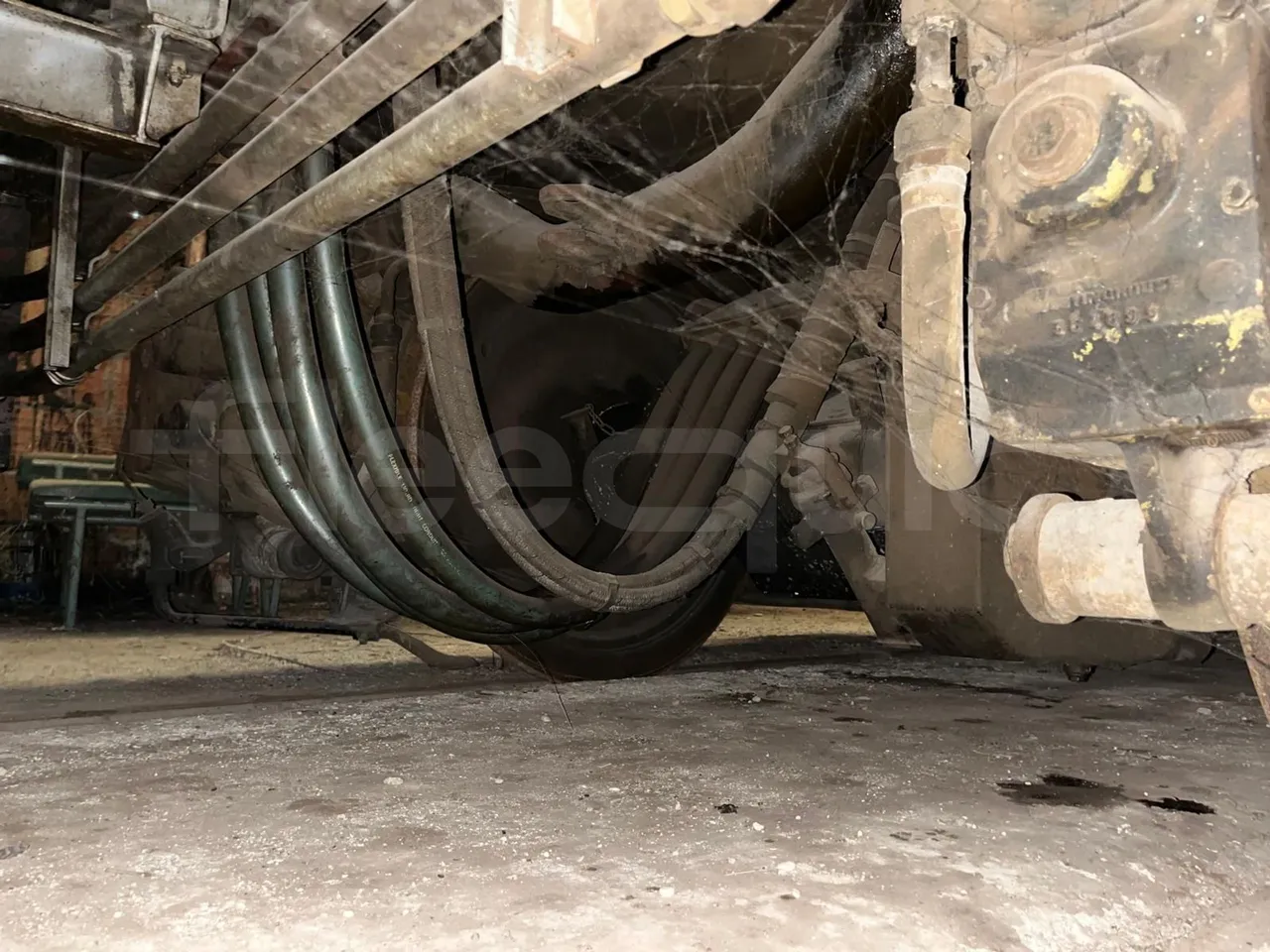 IMPA - Catania De122 DE122 - Euro0 - 610kW - 15.800mt - reverse view middle aisle