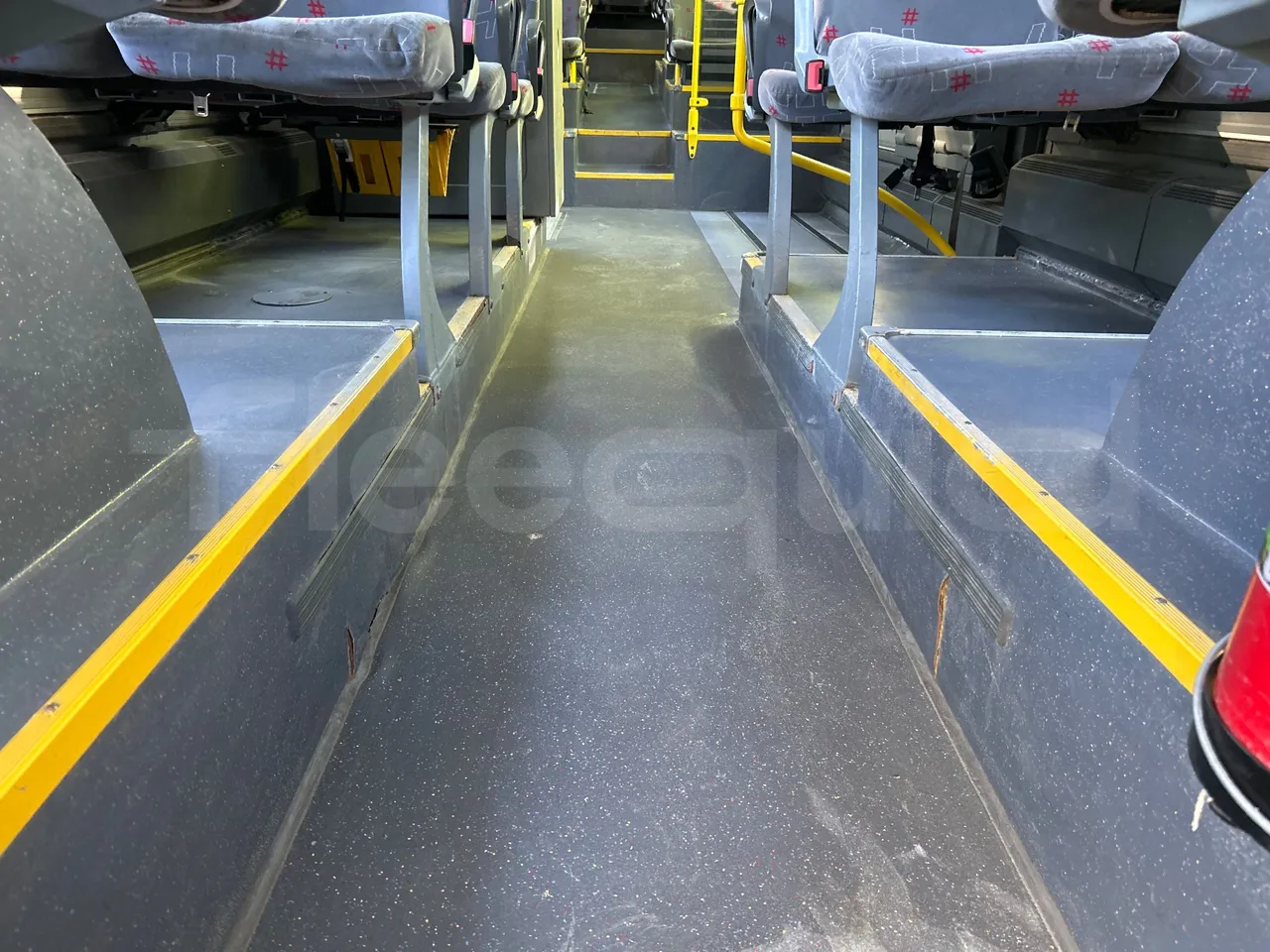 Mercedes-Benz Citaro O 530 LE - Euro5 - 220kW - 13.057mt - seat brackets photo