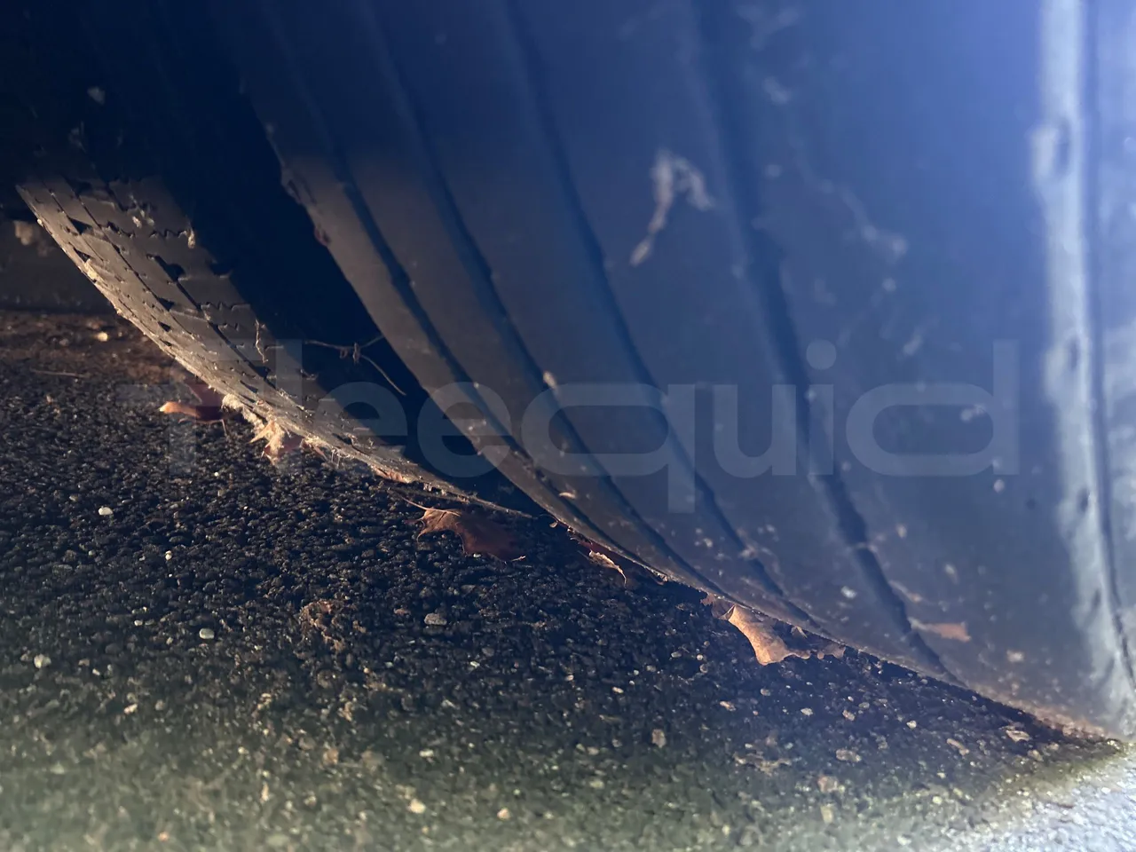 Mercedes-Benz Citaro O 530 LE - Euro5 - 220kW - 13.057mt - tread condition second axle tires right