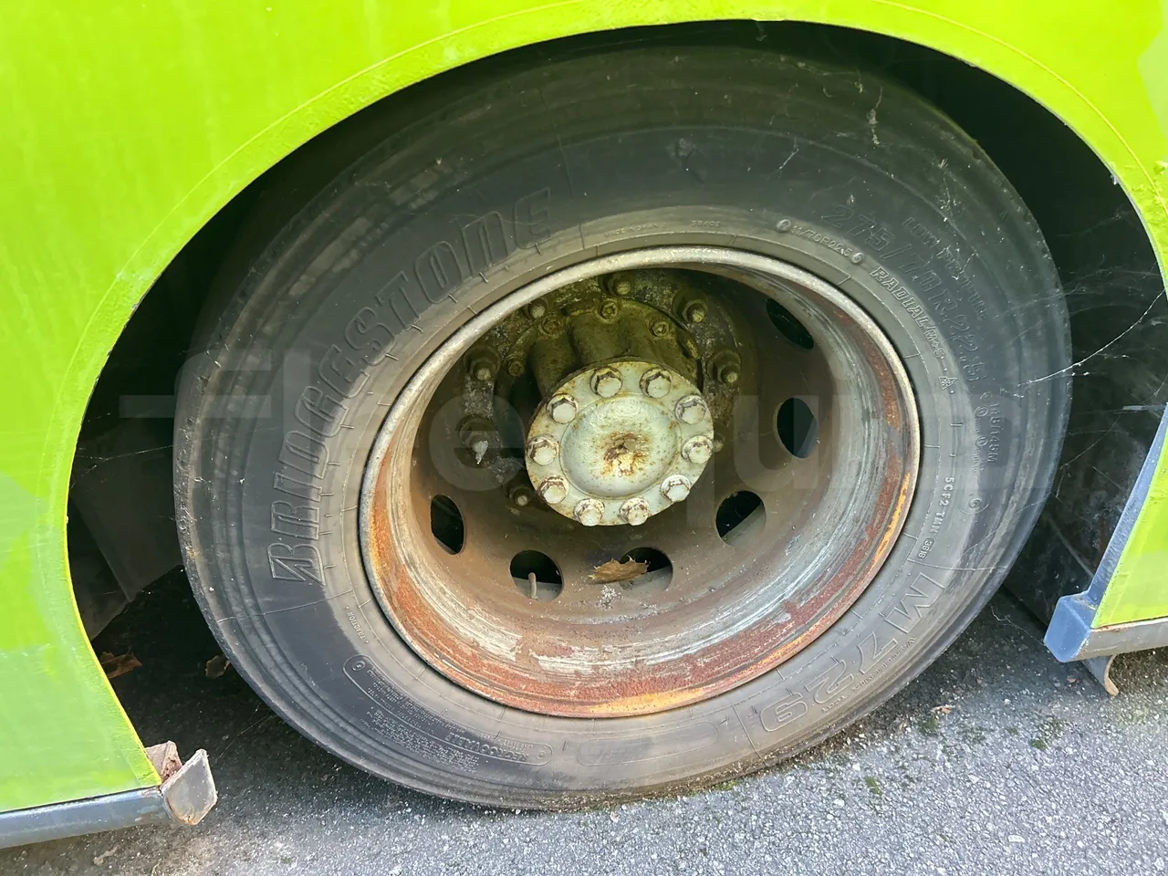 Mercedes-Benz Citaro O 530 LE - Euro5 - 220kW - 13.057mt - rear left tire photo