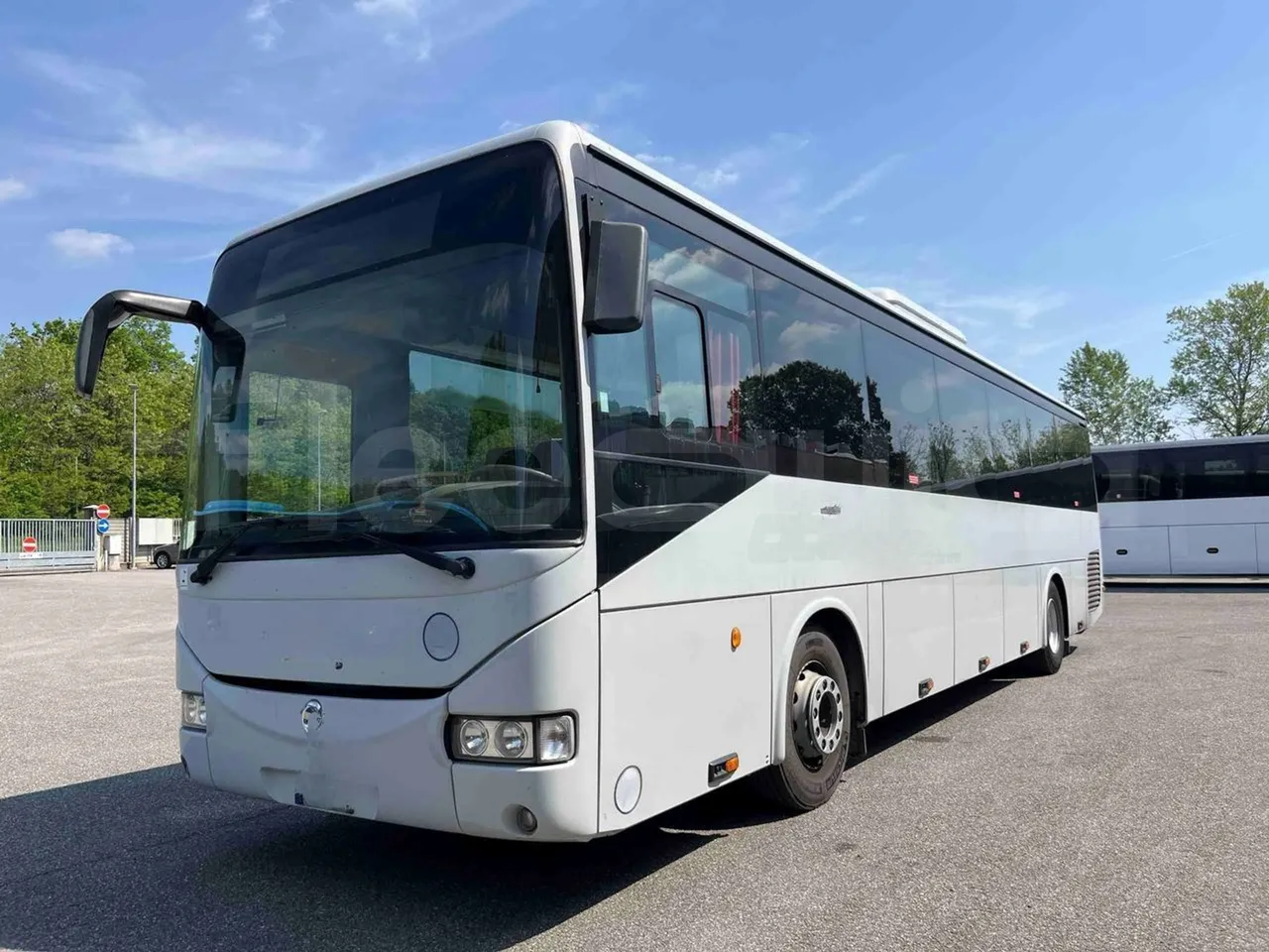 Iveco Crossway SFR160 - Euro5 - 280KW - 11.955mt - 3/4 front left