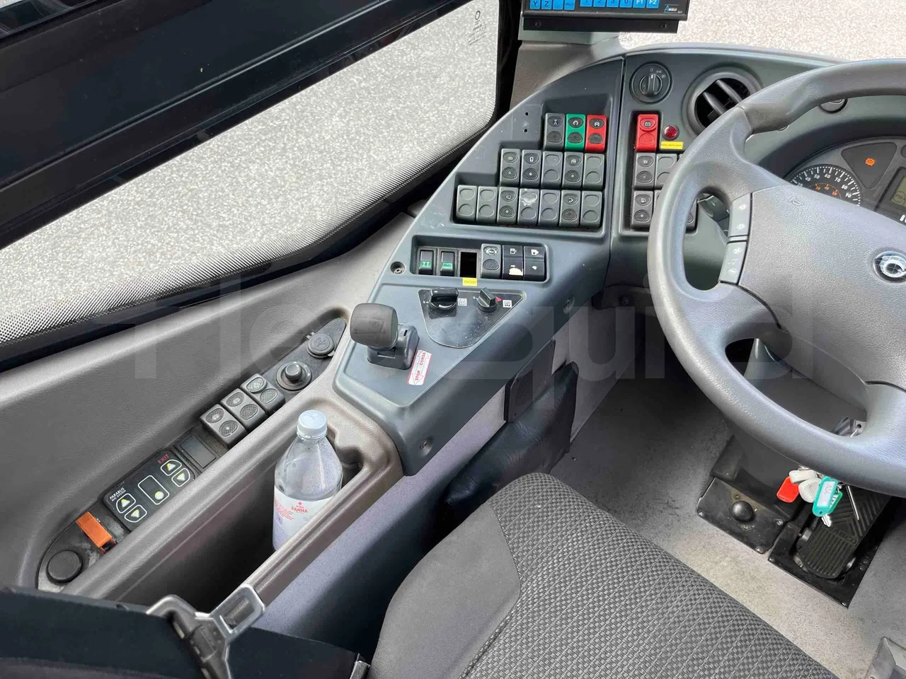 Iveco Crossway SFR160 - Euro5 - 280KW - 11.955mt - onboard devices 1