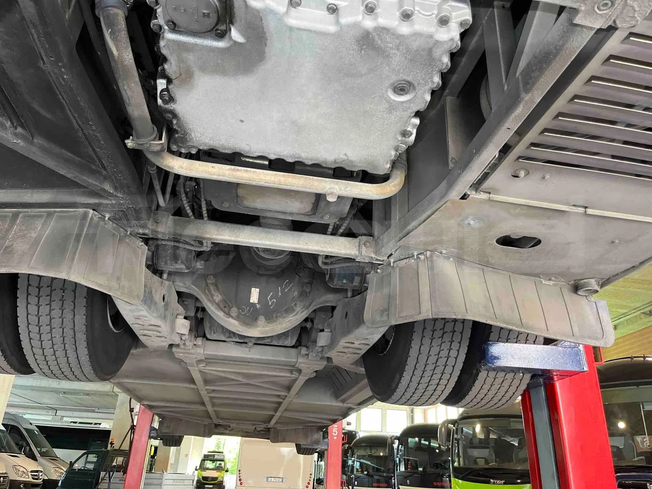 Iveco Crossway SFR160 - Euro5 - 280KW - 11.955mt - central axle (18m)
