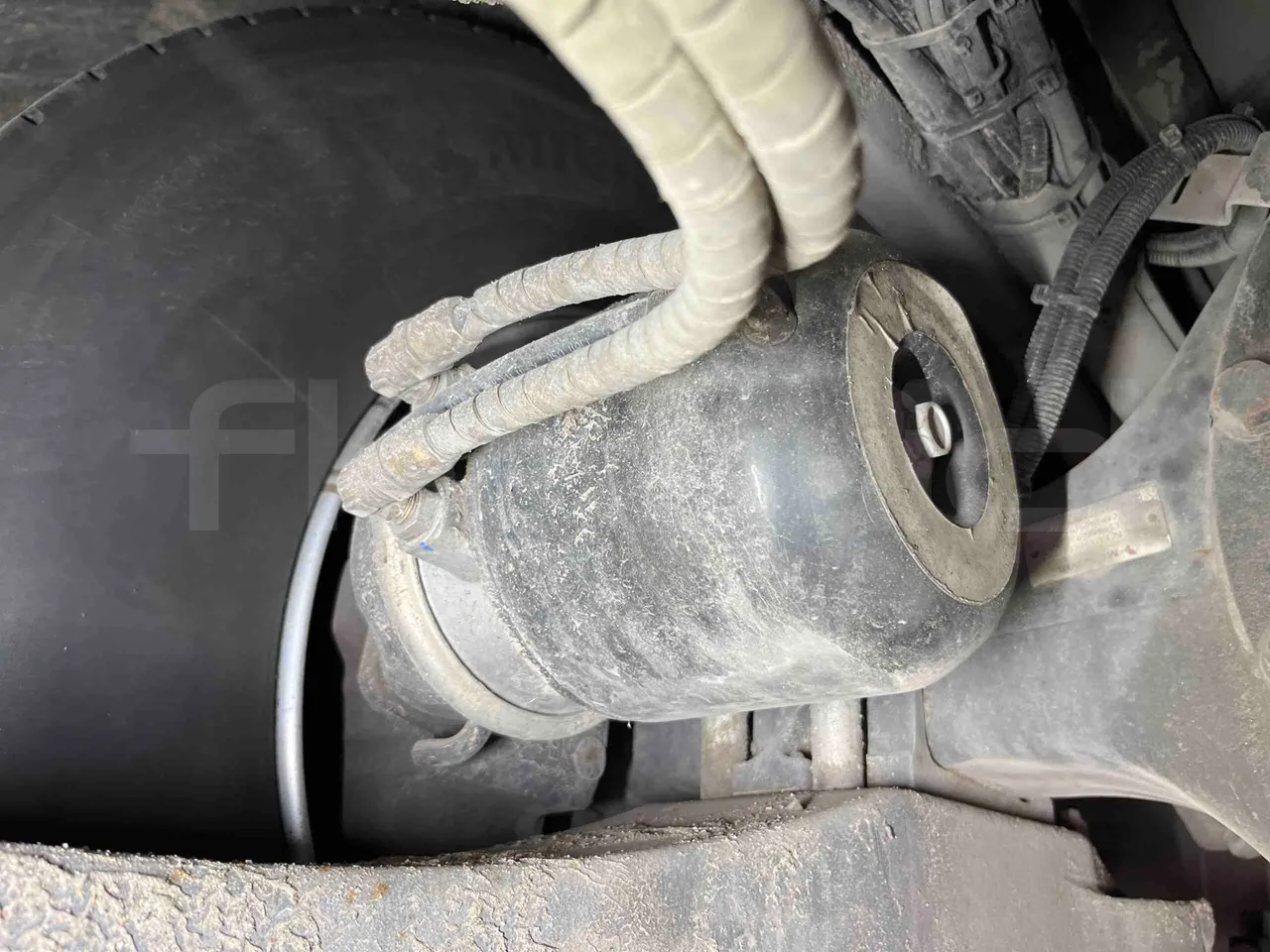 Iveco Crossway SFR160 - Euro5 - 280KW - 11.955mt - axle 2 caliper brakes left