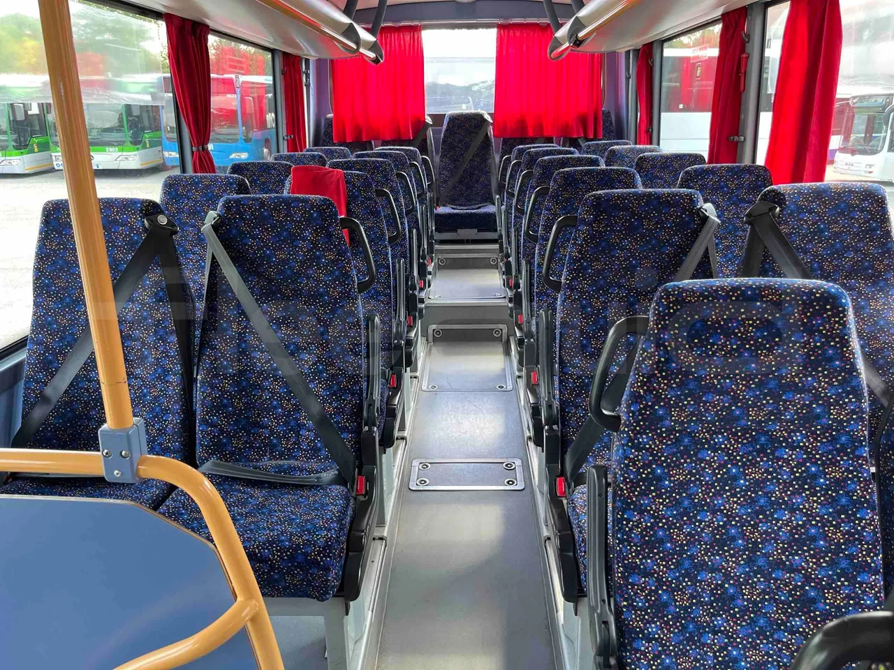 Iveco Crossway SFR160 - Euro5 - 280KW - 11.955mt - reverse view middle aisle