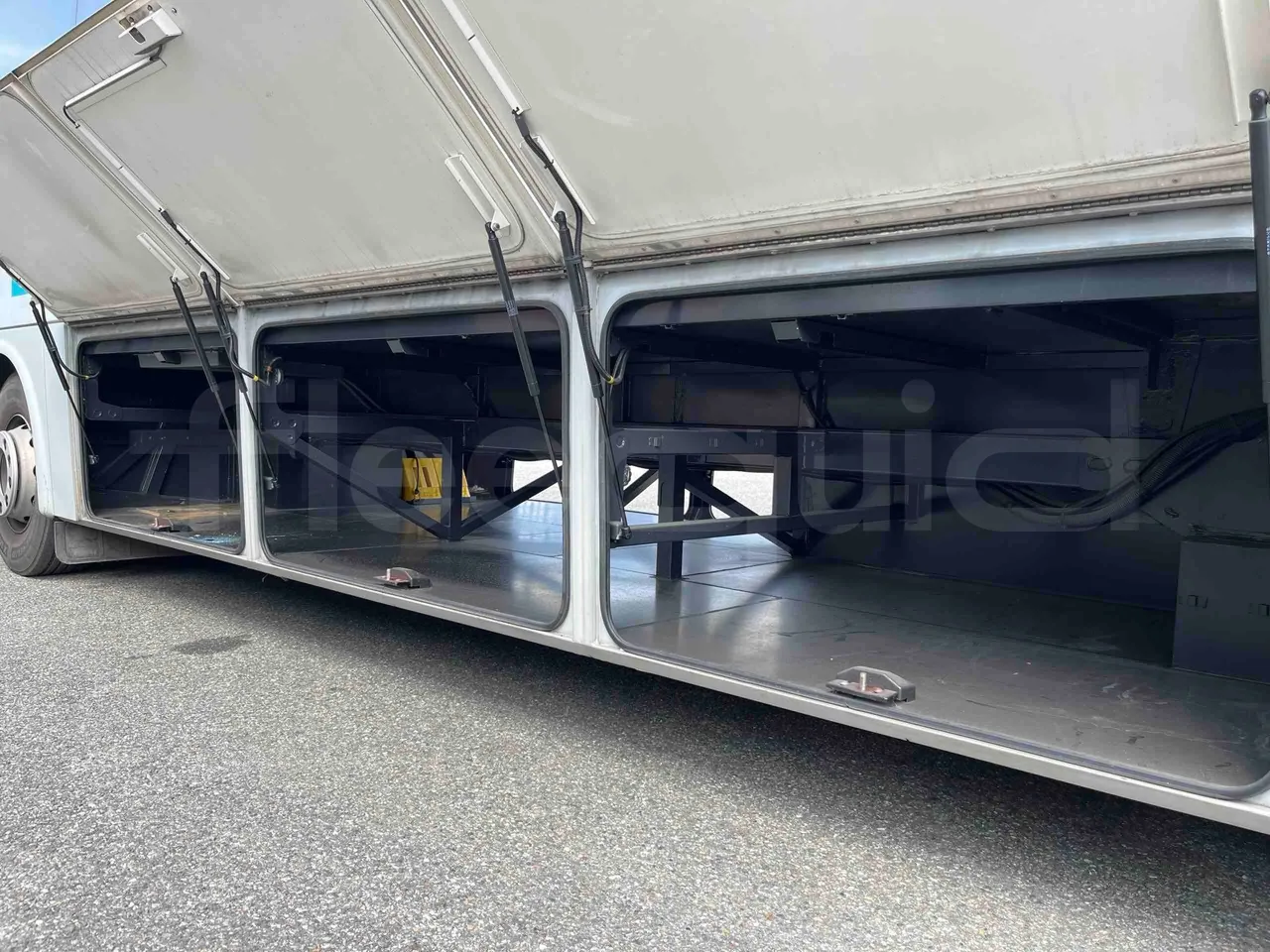 Iveco Crossway SFR160 - Euro5 - 280KW - 11.955mt - internal frame rust check