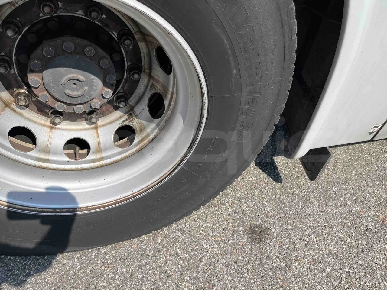 Iveco Crossway SFR160 - Euro5 - 280KW - 11.955mt - tread condition front tires right