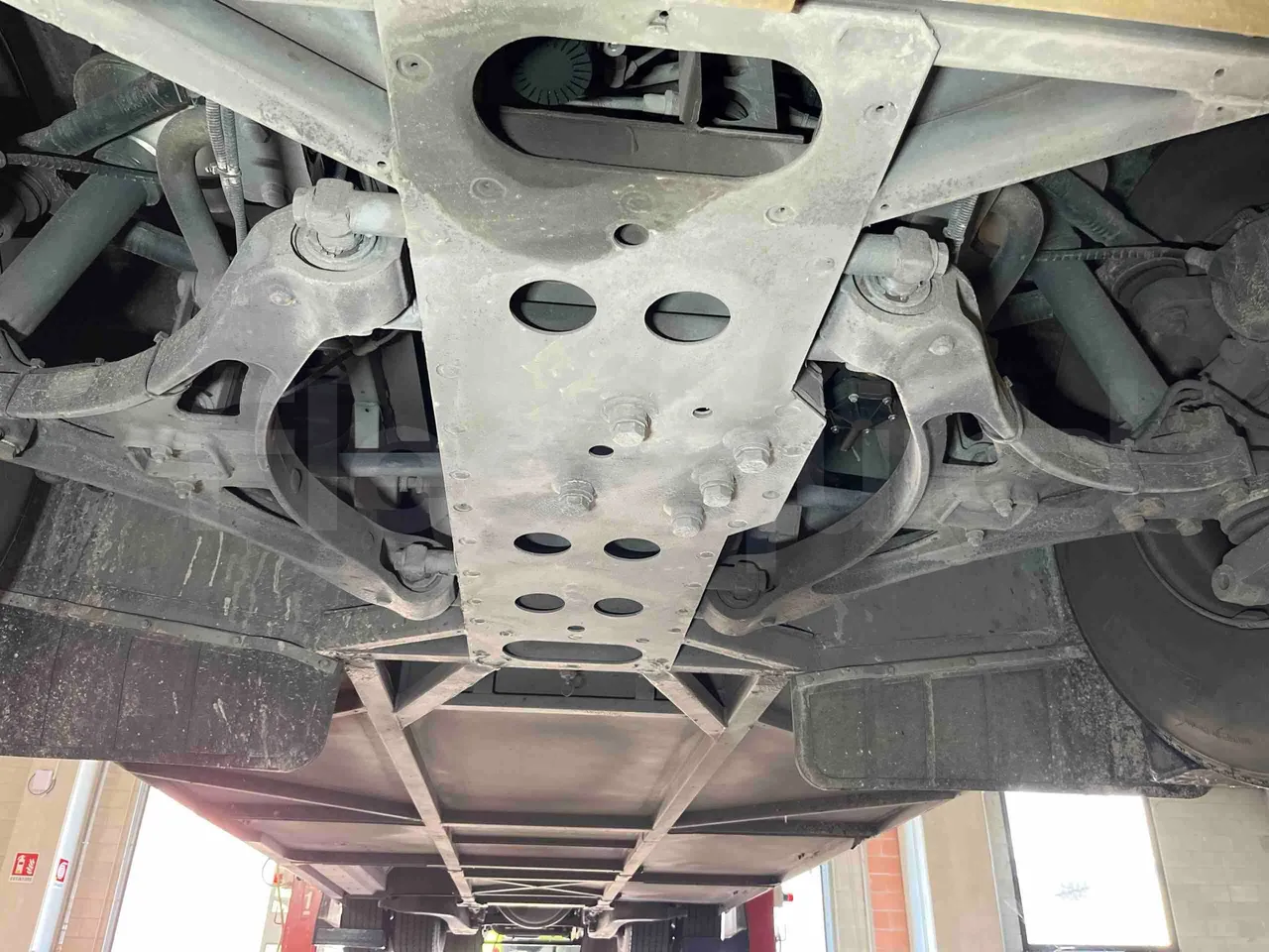 Iveco Crossway SFR160 - Euro5 - 280KW - 11.955mt - front axle central