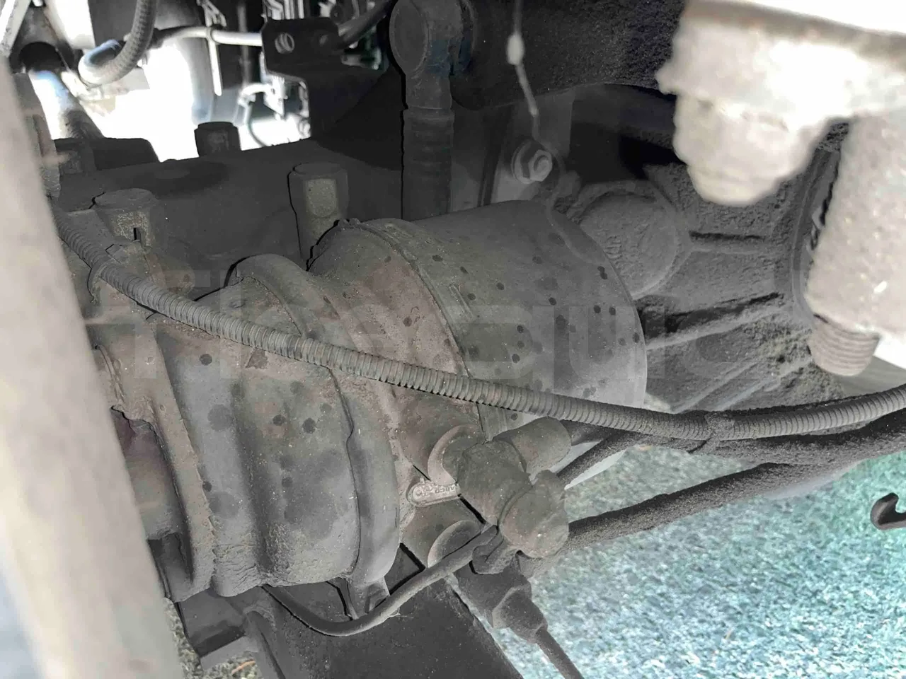 Scania Tata Hispano - axle 2 caliper brakes left