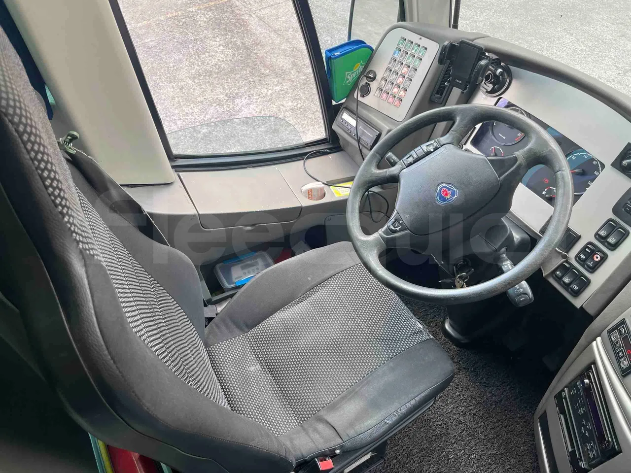 Scania Tata Hispano - driver's seat photo