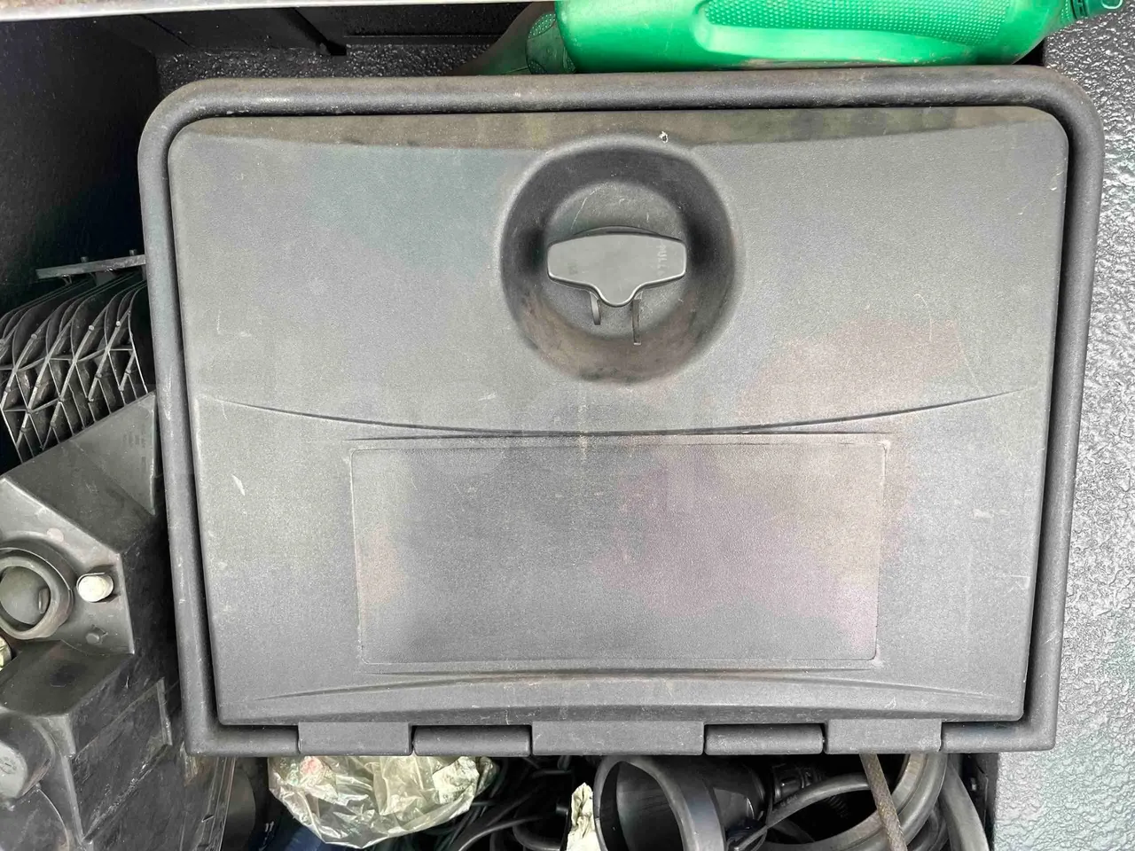 Scania Tata Hispano - external compartments photo