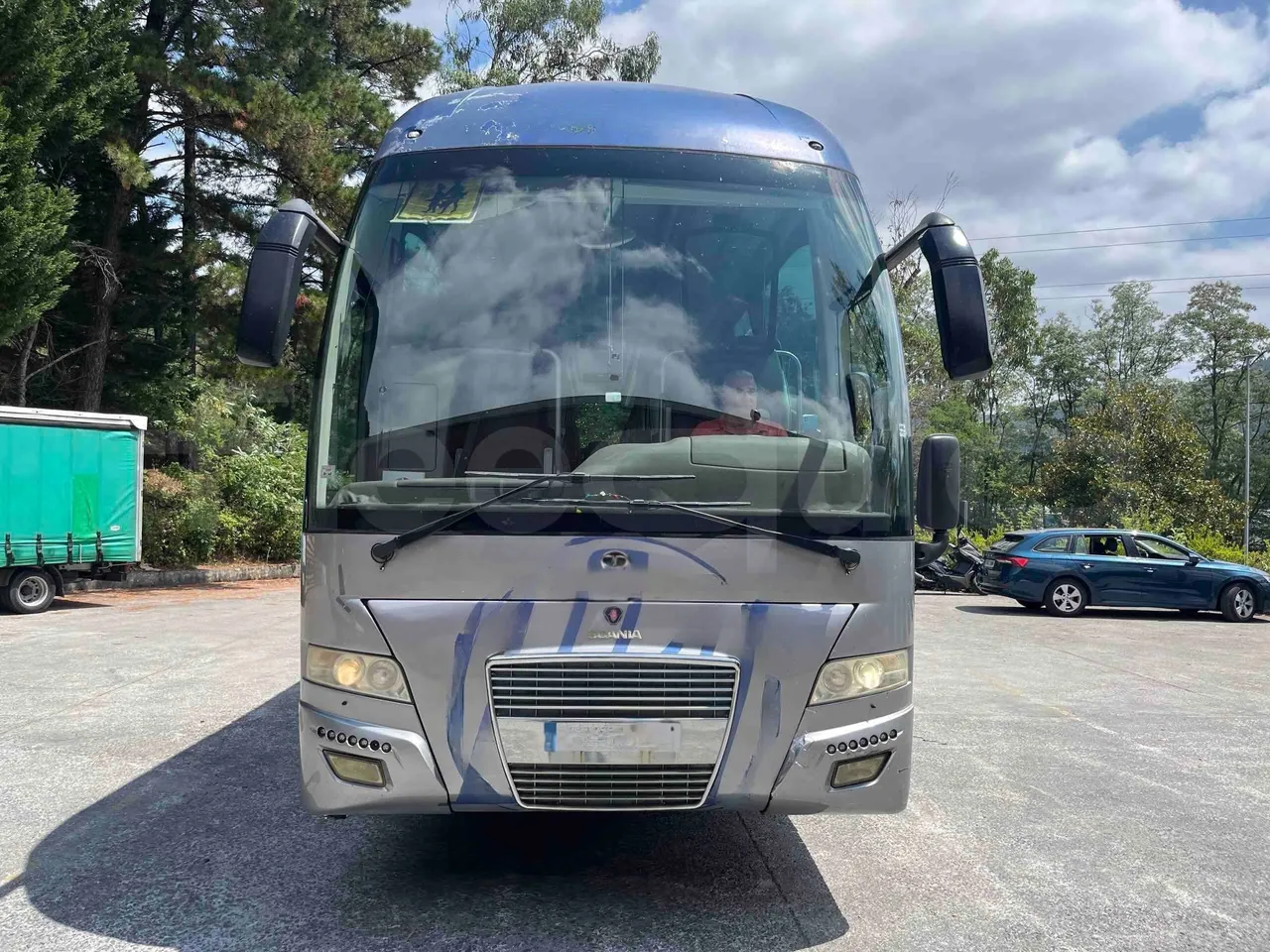 Scania Tata Hispano - front photo