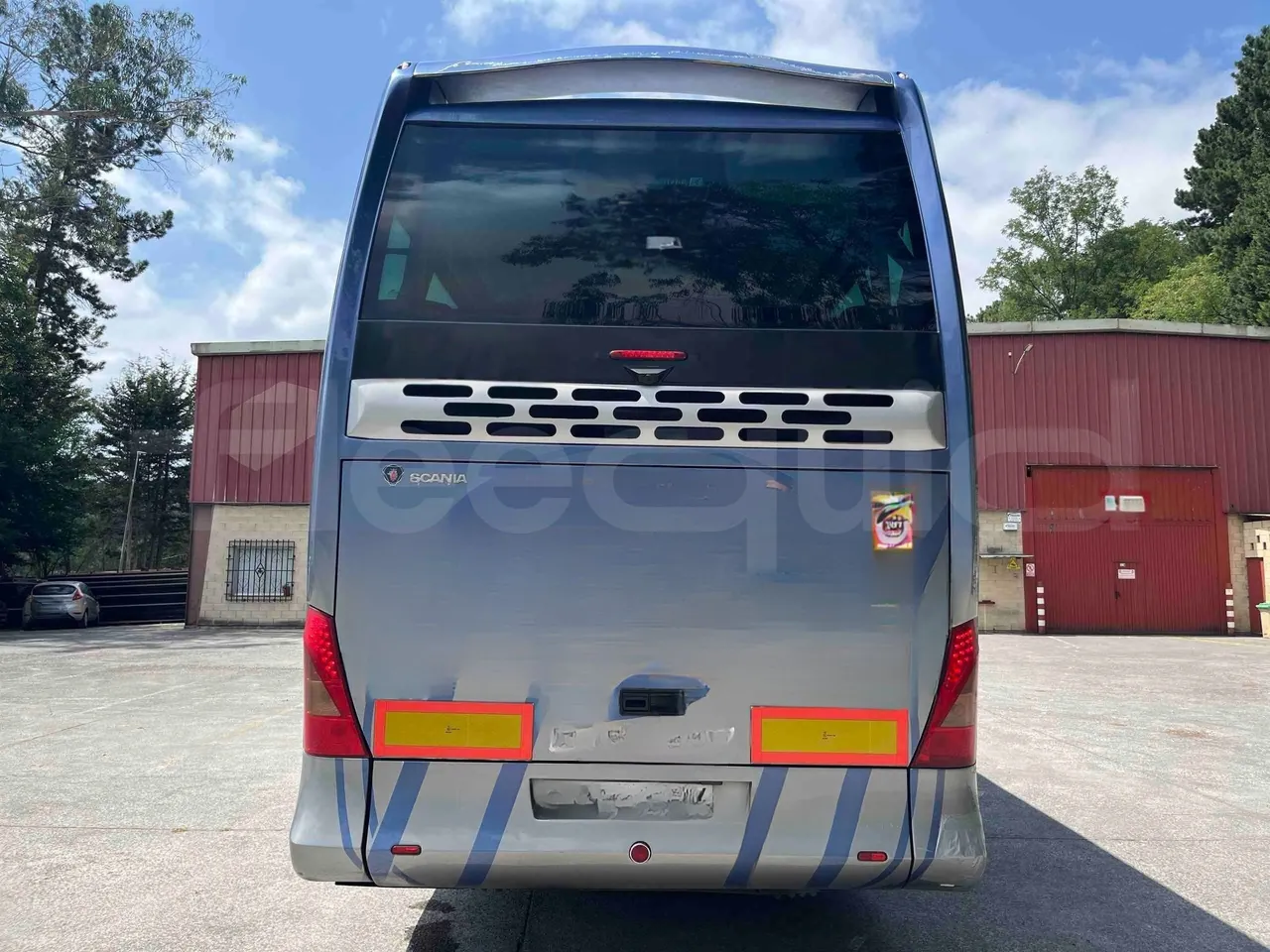 Scania Tata Hispano - rear hatch closed