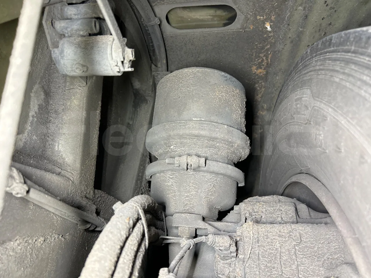 Mercedes-Benz O 530 G/4P - EUR5 - 260kW - 17.940m - axle 2 caliper brakes left