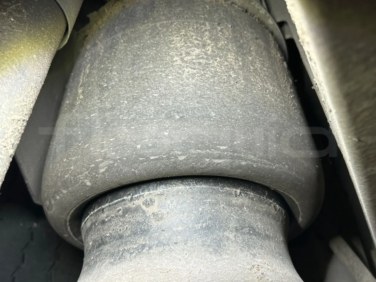 Mercedes-Benz O 530 G/4P - EUR5 - 260kW - 17.940m - axle 3 air springs 1 right