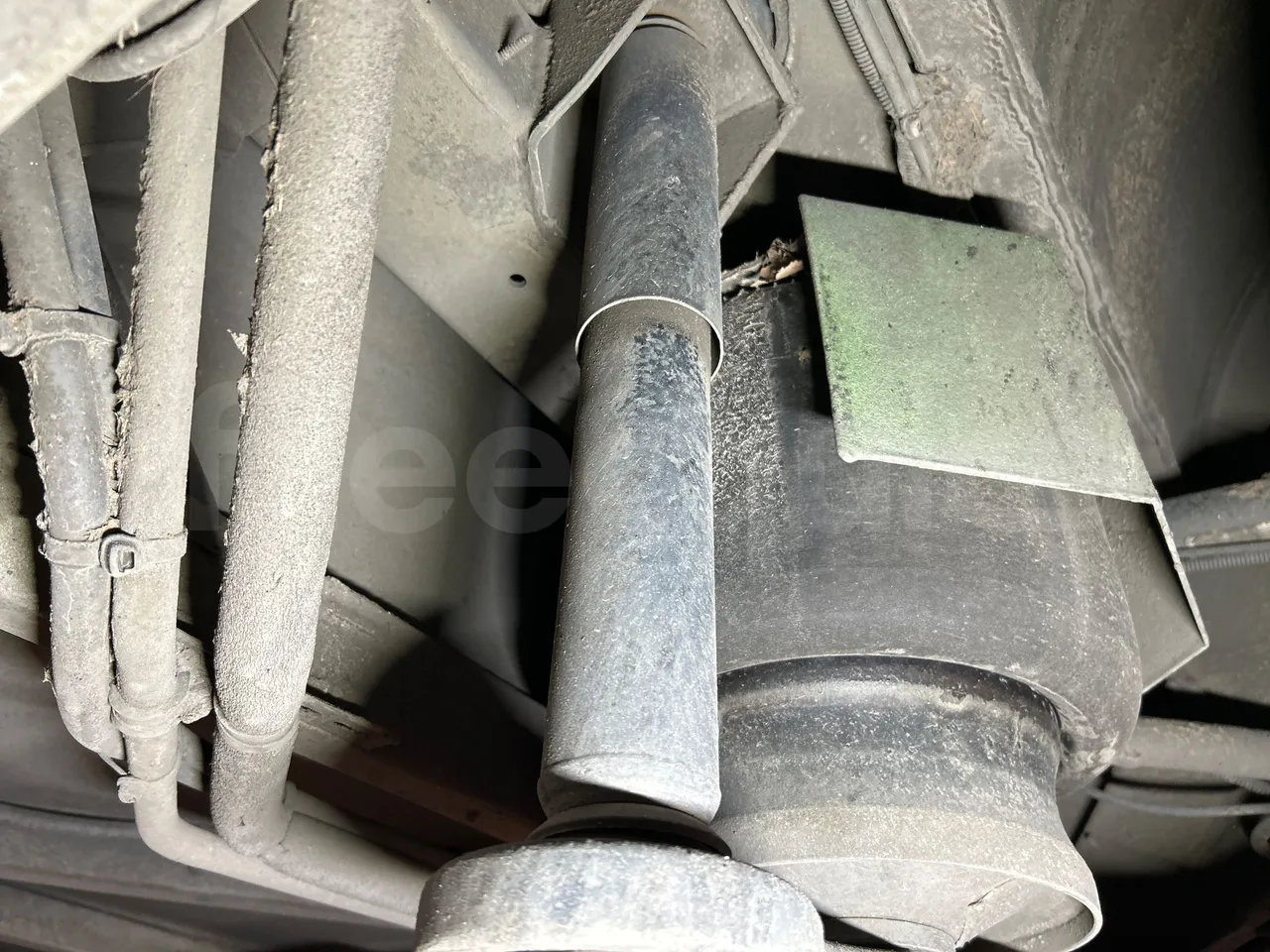 Mercedes-Benz O 530 G/4P - EUR5 - 260kW - 17.940m - axel 3 shock absorbers 1 left