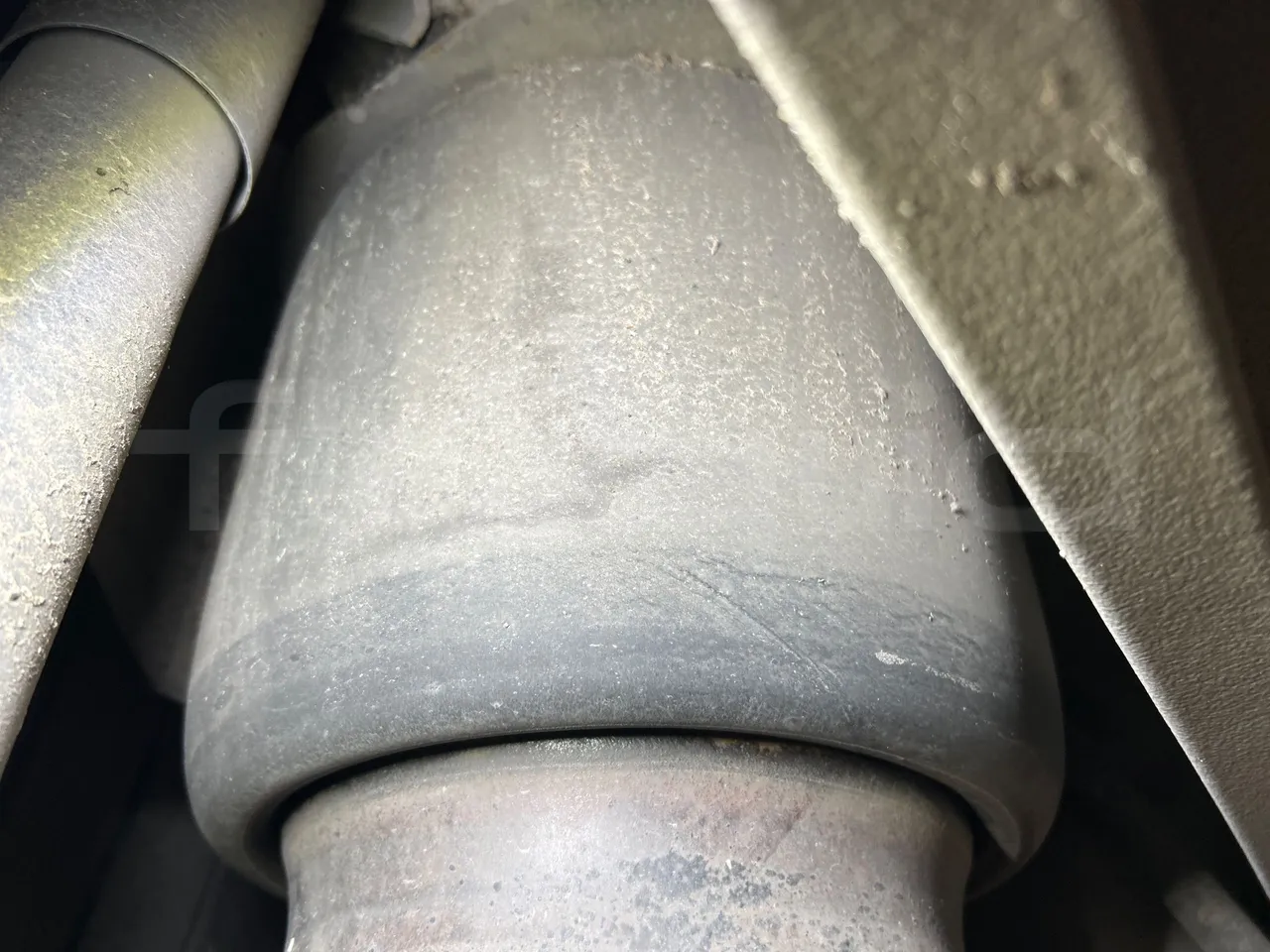 Mercedes-Benz O 530 G/4P - EUR5 - 260kW - 17.940m - axle 2 shock absorbers 2 left