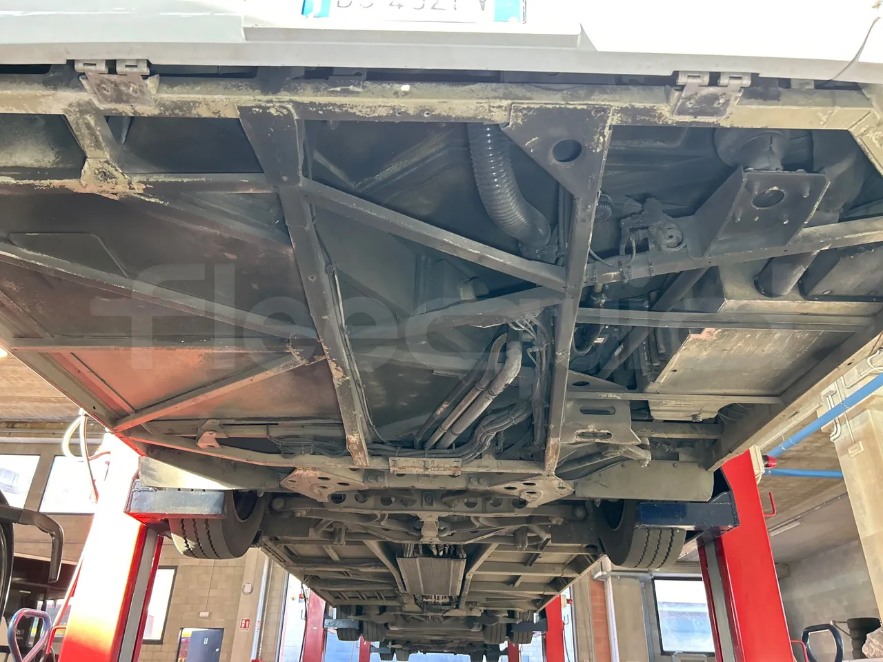 Mercedes-Benz O 530 G/4P - EUR5 - 260kW - 17.940m - front undercarriage from front