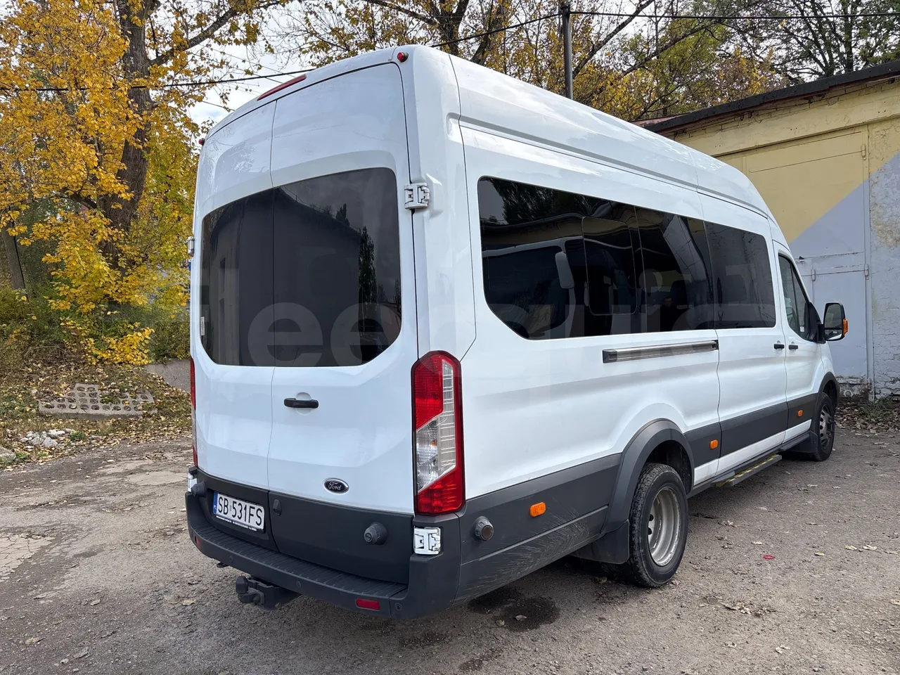 Ford Transit FBD-EURO VI -114KW-6.704M - 3/4 right rear doors closed