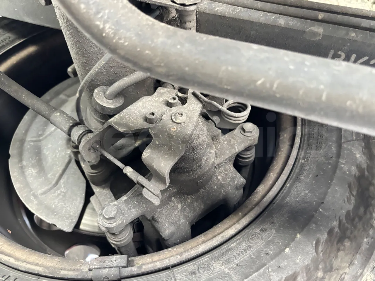 Ford Transit FBD-EURO VI -114KW-6.704M - axle 2 caliper brakes right