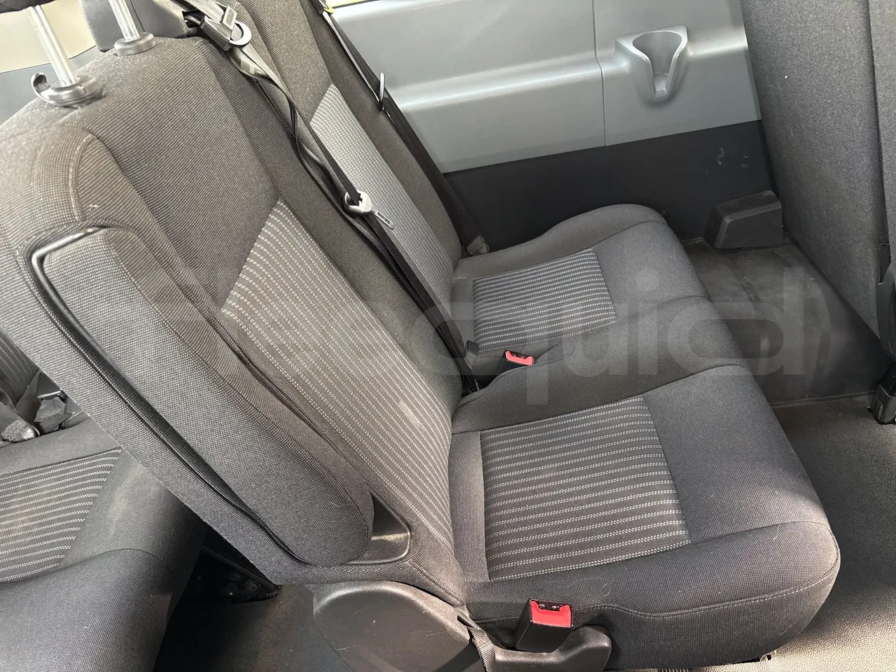 Ford Transit FBD-EURO VI -114KW-6.704M - single seat detail