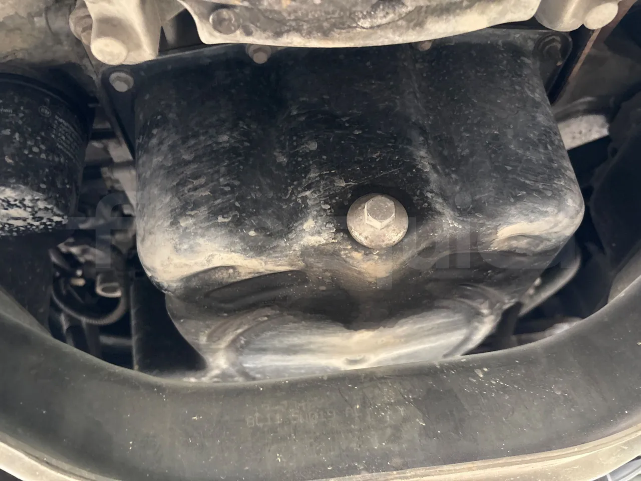 Ford Transit FBD-EURO VI -114KW-6.704M - engine without protection