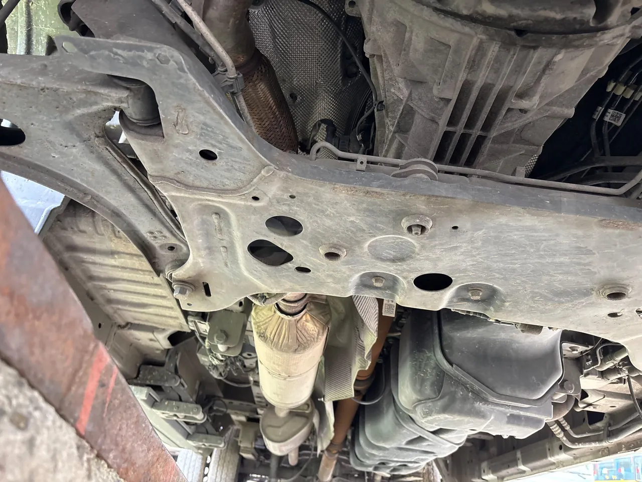 Ford Transit FBD-EURO VI -114KW-6.704M - exhaust photo