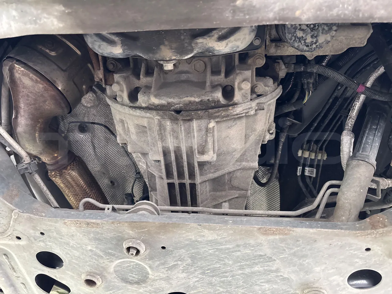 Ford Transit FBD-EURO VI -114KW-6.704M - gearbox photo