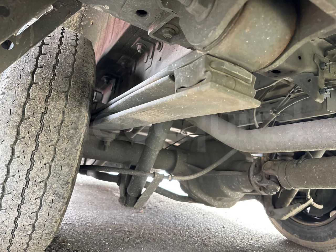 Ford Transit FBD-EURO VI -114KW-6.704M - axel 2 leaf spring right