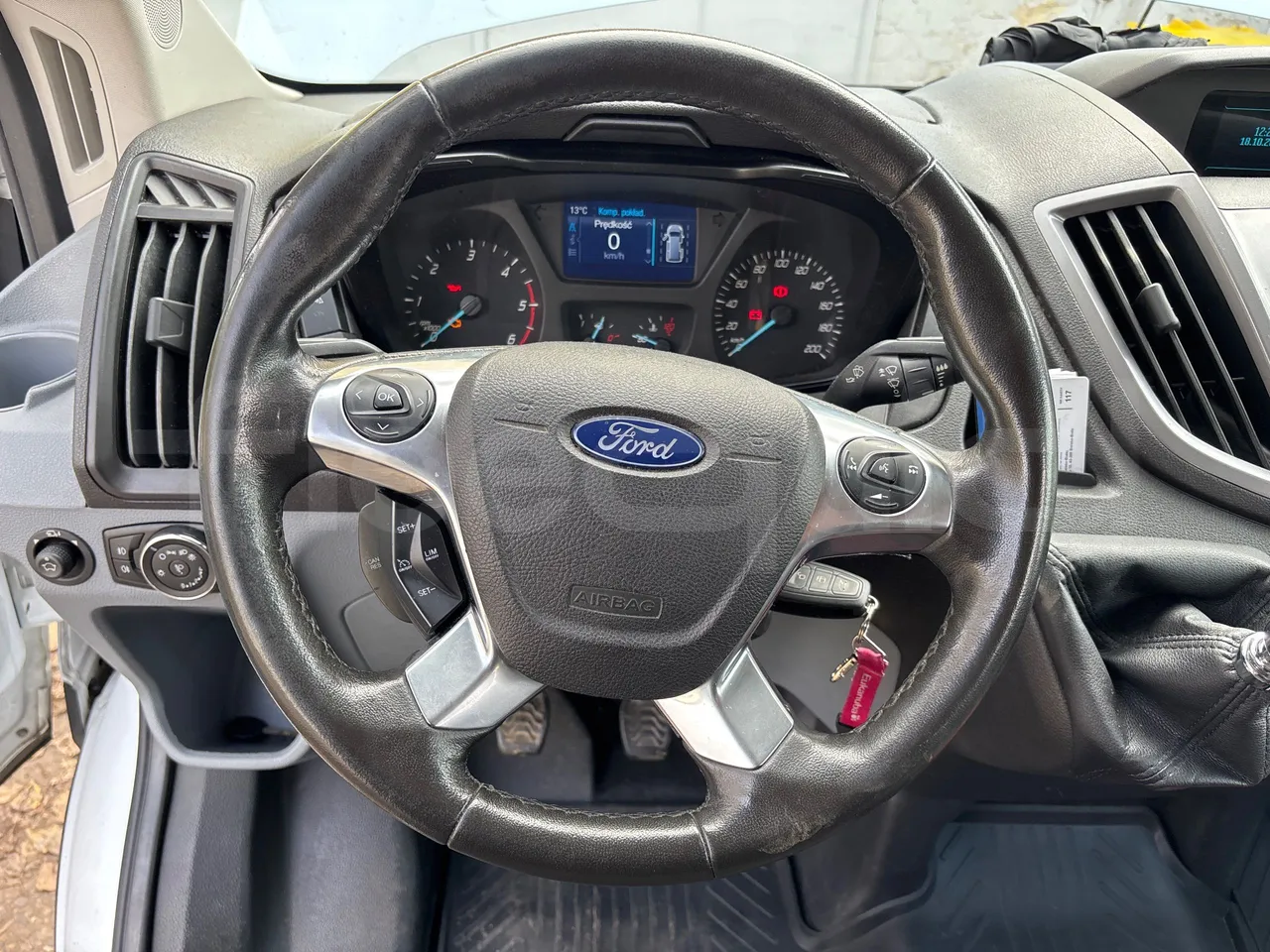 Ford Transit FBD-EURO VI -114KW-6.704M - steering wheel photo