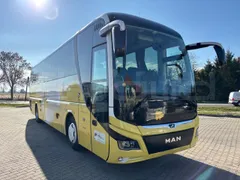 Man Lion's Coach J0AAB -EUR6 -309kW -12.101m - 3/4 front right doors