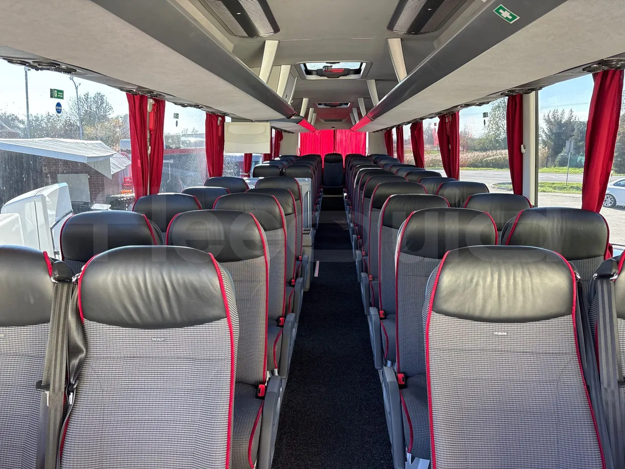 Man Lion's Coach J0AAB -EUR6 -309kW -12.101m - interior reverse seats driver height