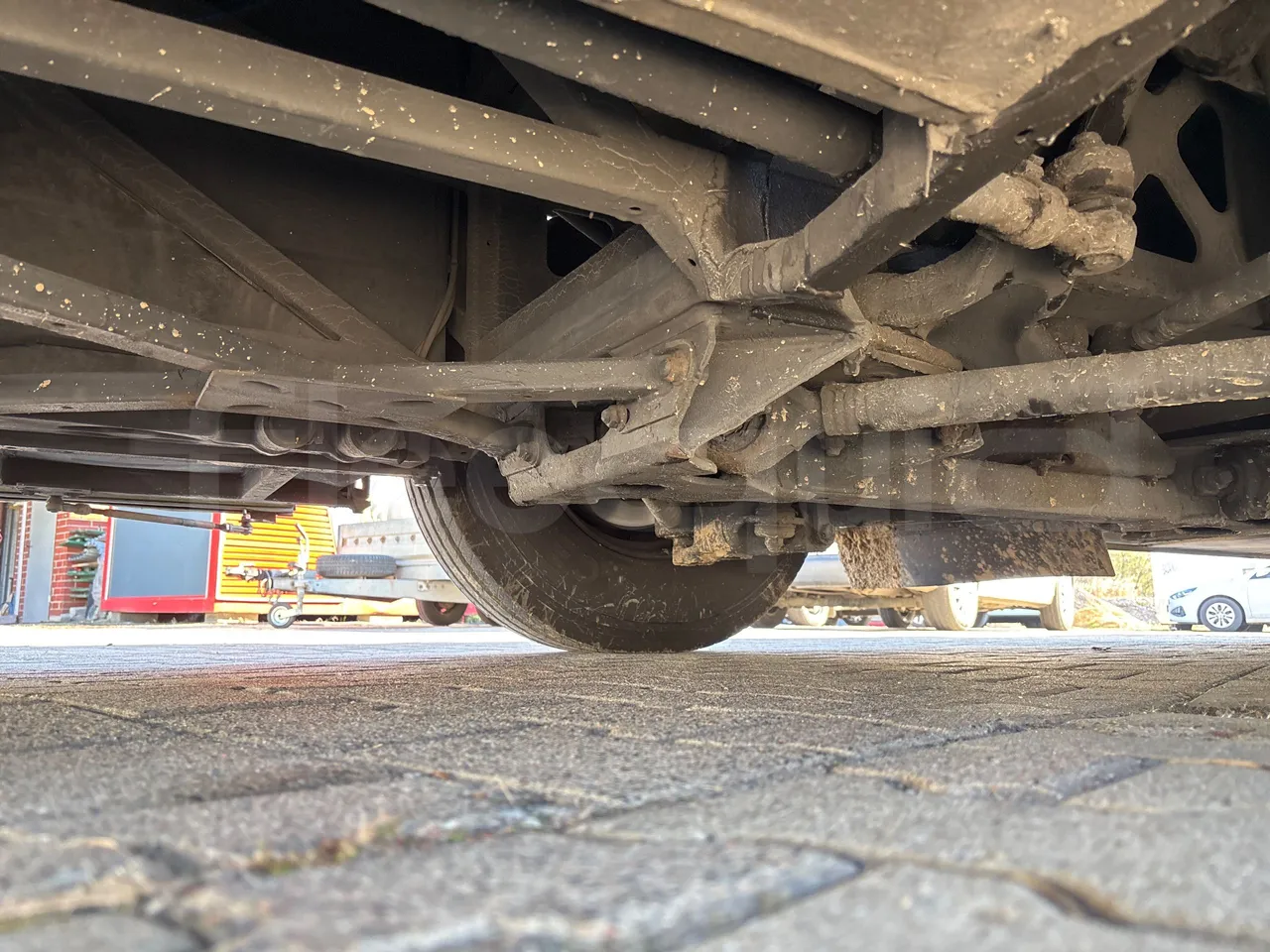 Man Lion's Coach J0AAB -EUR6 -309kW -12.101m - front axle left side