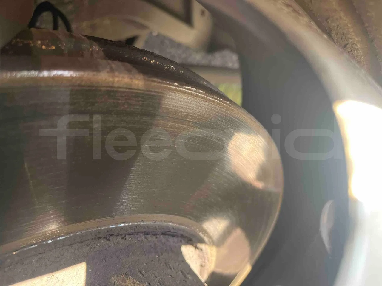 Mercedes-Benz Citaro - front discs left