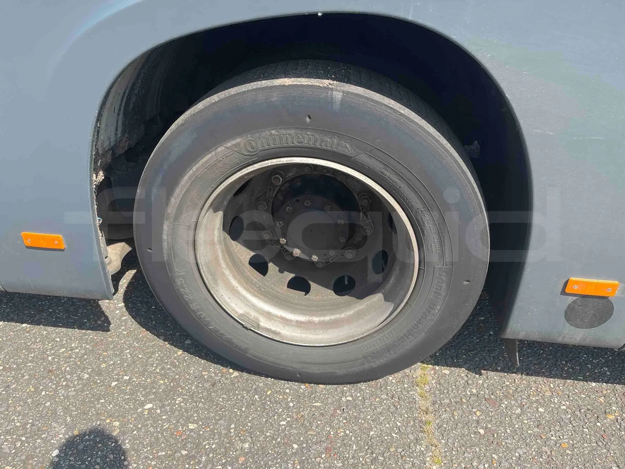 Mercedes-Benz Citaro - tread condition front tires right