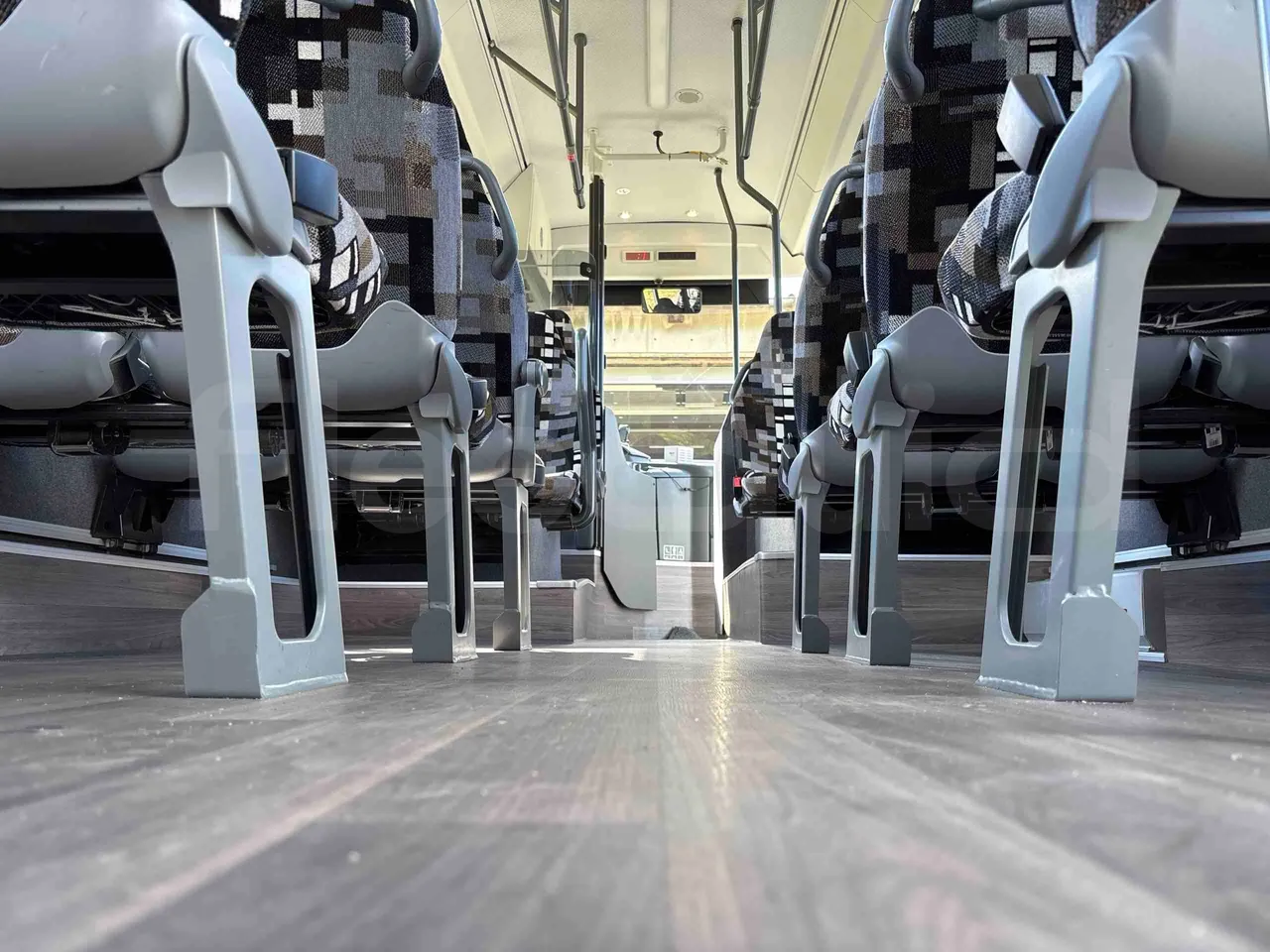 Setra S415 S415 - EUR6 - seat brackets photo