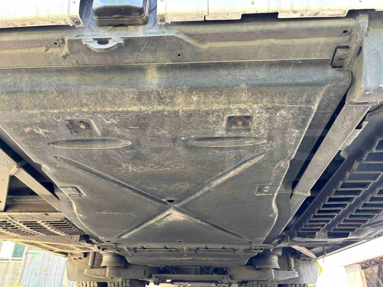 Setra S415 S415 - EUR6 - engine without protection