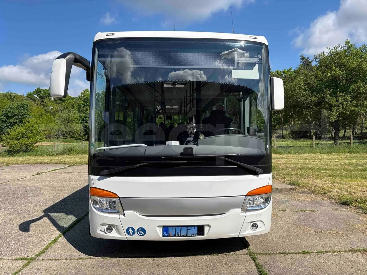 Setra S415 S415 - EUR6 - front photo