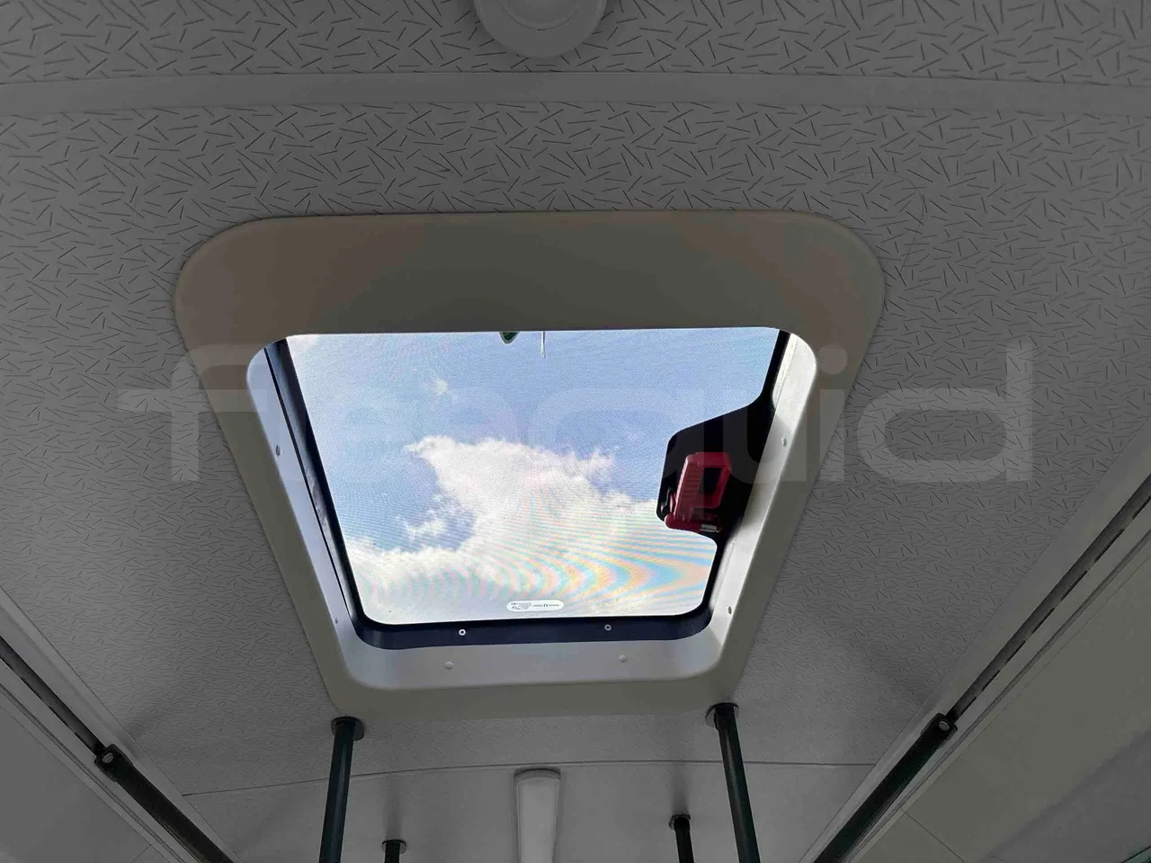 Setra S415 S415 - EUR6 - roof hatch 1