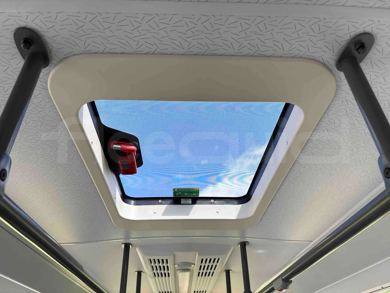 Setra S415 S415 - EUR6 - roof hatch 2