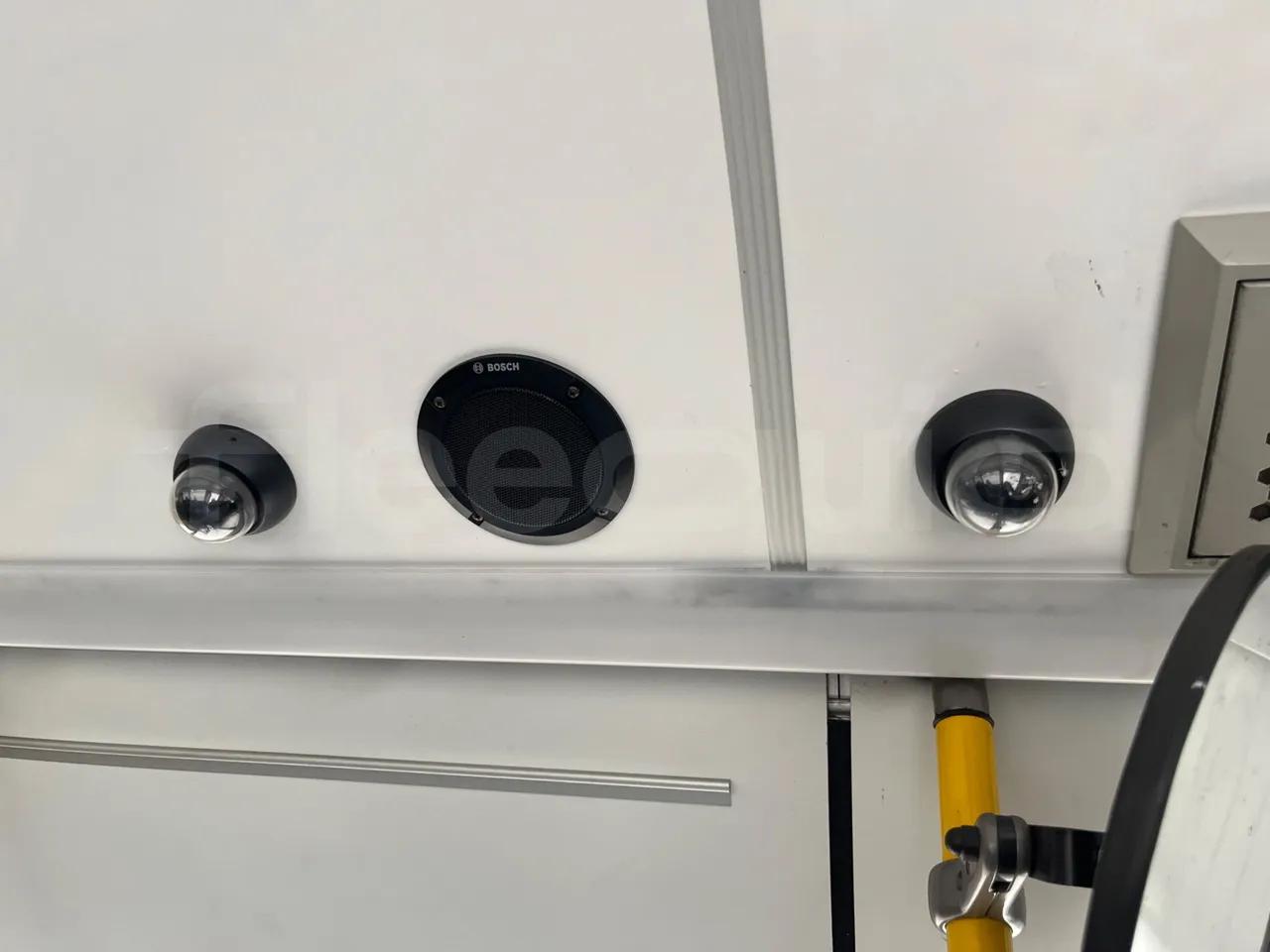 Solaris Urbino 12 - Euro6 - 240kW - 12mt - camera accessories photo