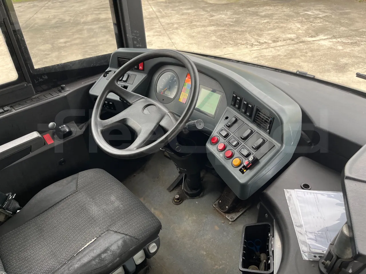 Solaris Urbino 12 - Euro6 - 240kW - 12mt - buttons panels on